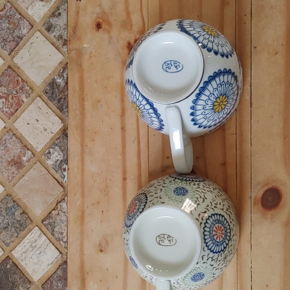 Unique hand painted soup cups - Picture 2 of 4